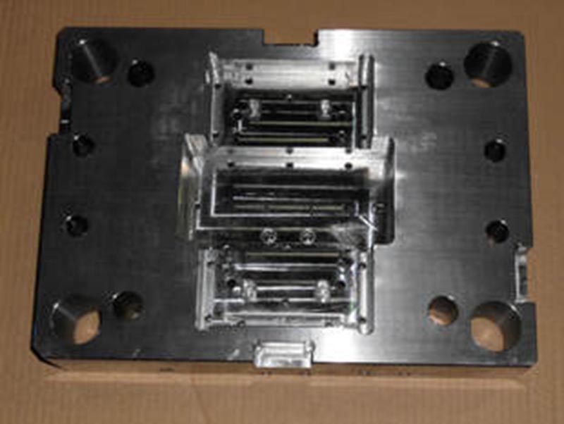 全南精密塑料模-06